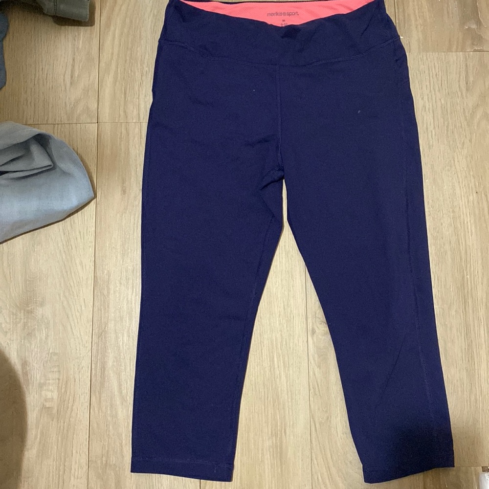 marika navy leggings!